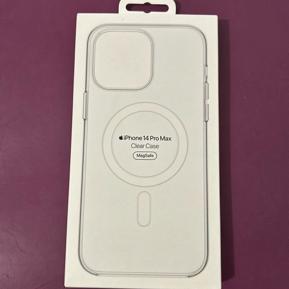Husband purchased wrong case. Box open, item still in packaging. Never used.